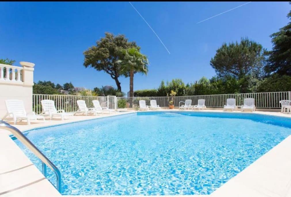 Residence De Luxe Sun Paradis, Studio Terrasse, Vue Mer Piscine Cannes Exteriér fotografie